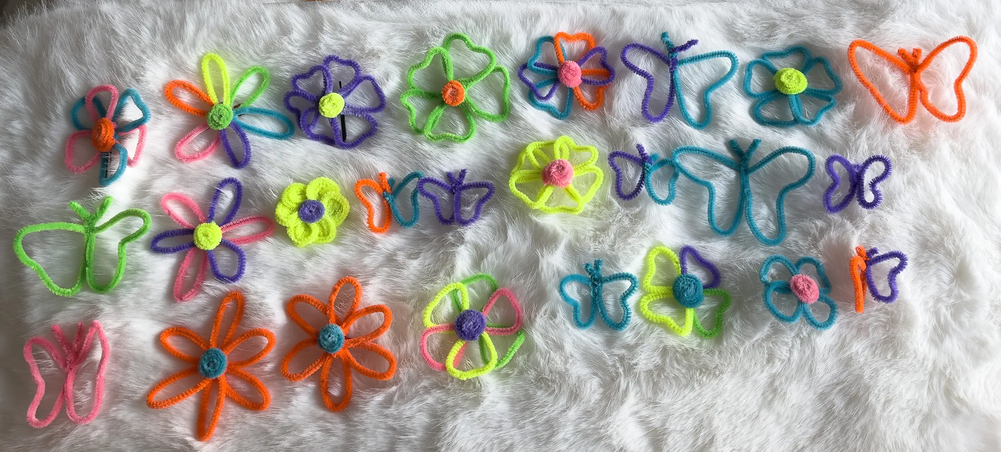 Pipe-cleaner flowers